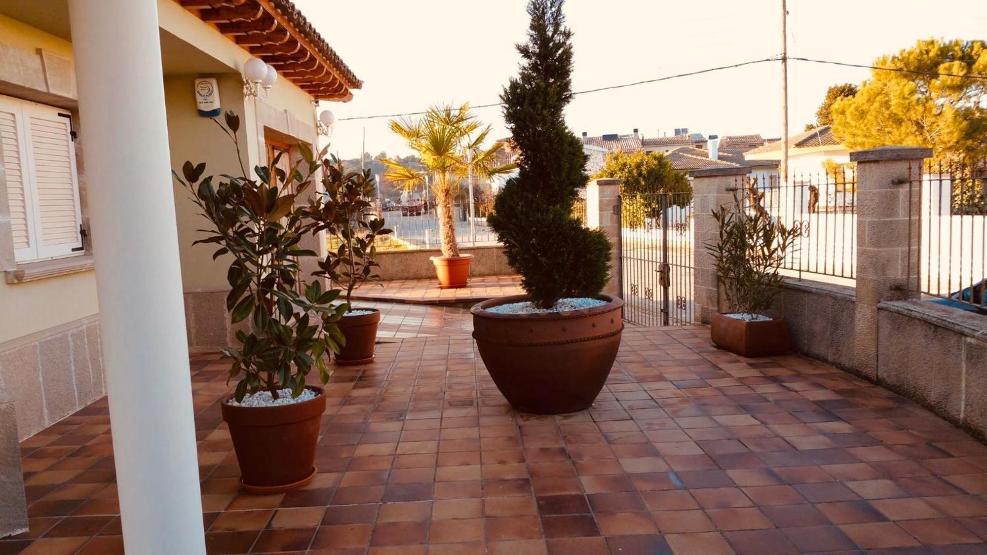 Gallart - Turistico Rural Casa de hóspedes La Pobla de Cervoles Exterior foto